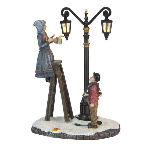 Sconto in Italia per Luville 609132 Ragazza che accende lampione Lantern lighter